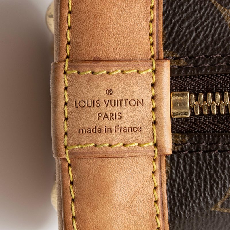 Louis Vuitton Monogram Canvas Alma BB Satchel (SHF-RDvgz0) - Image 7