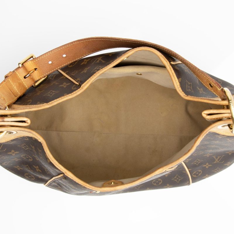 Louis Vuitton Monogram Canvas Galliera GM Shoulder Bag (SHF-pgVfNc) - Image 6