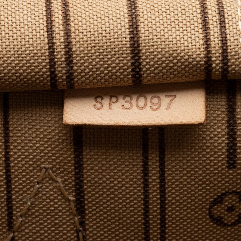 Louis Vuitton Monogram Canvas Neverfull MM Tote (SHF-xZzftC) - Image 3