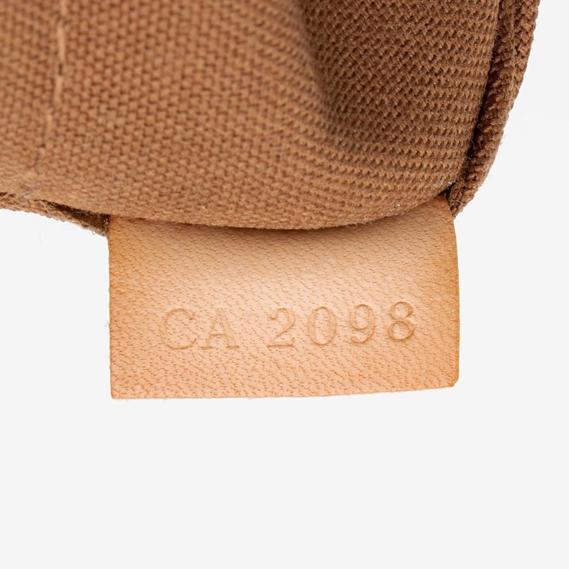 Louis Vuitton Monogram Canvas Odeon PM Shoulder Bag (SHF-S7LeAd) - Image 5