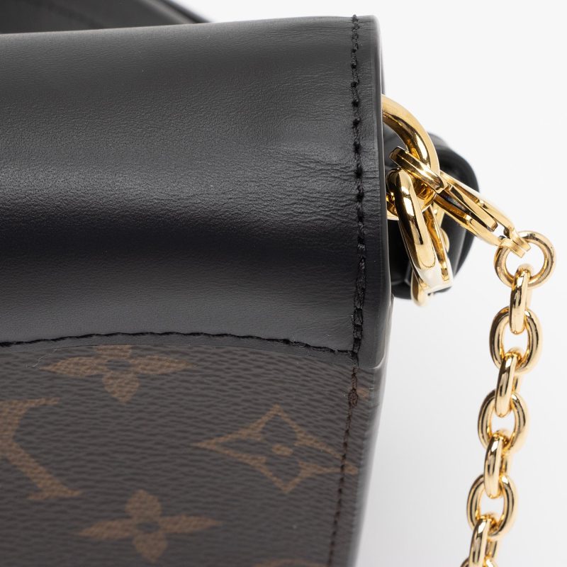 Louis Vuitton Monogram Canvas Padlock on Strap (SHF-qEAVXe) - Image 10
