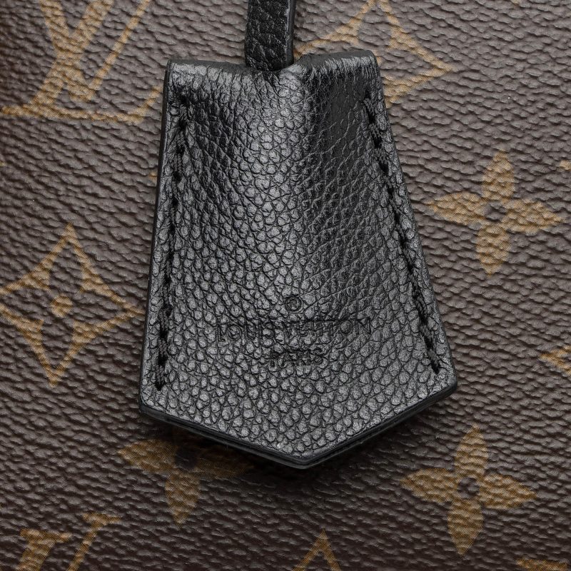 Louis Vuitton Monogram Canvas Popincourt MM Satchel (SHF-Gs9CMh) - Image 9