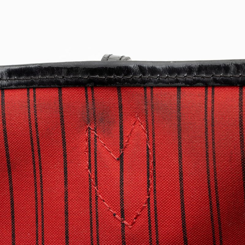 Louis Vuitton Monogram Canvas World Tour Neverfull MM Tote (SHF-21977) - Image 9