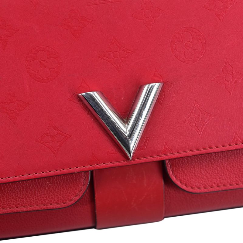 Louis Vuitton Monogram Cuir Very Chain (SHG-dYUOUN) - Image 2