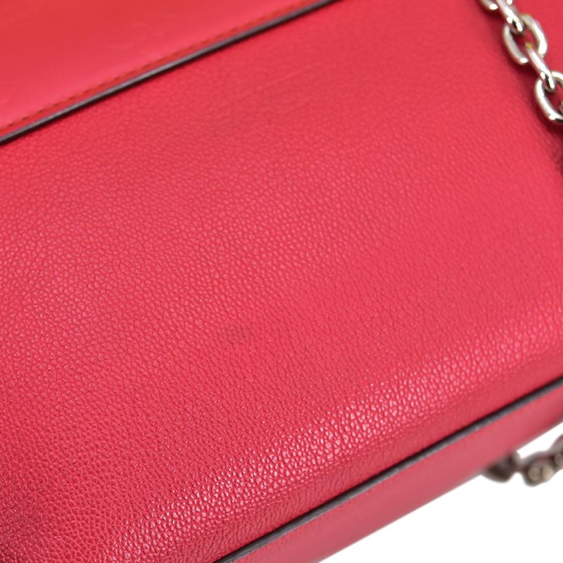 Louis Vuitton Monogram Cuir Very Chain (SHG-dYUOUN) - Image 6