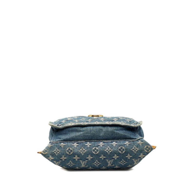 Louis Vuitton Monogram Denim Sac Plat (SHG-xNyEUX) - Image 3