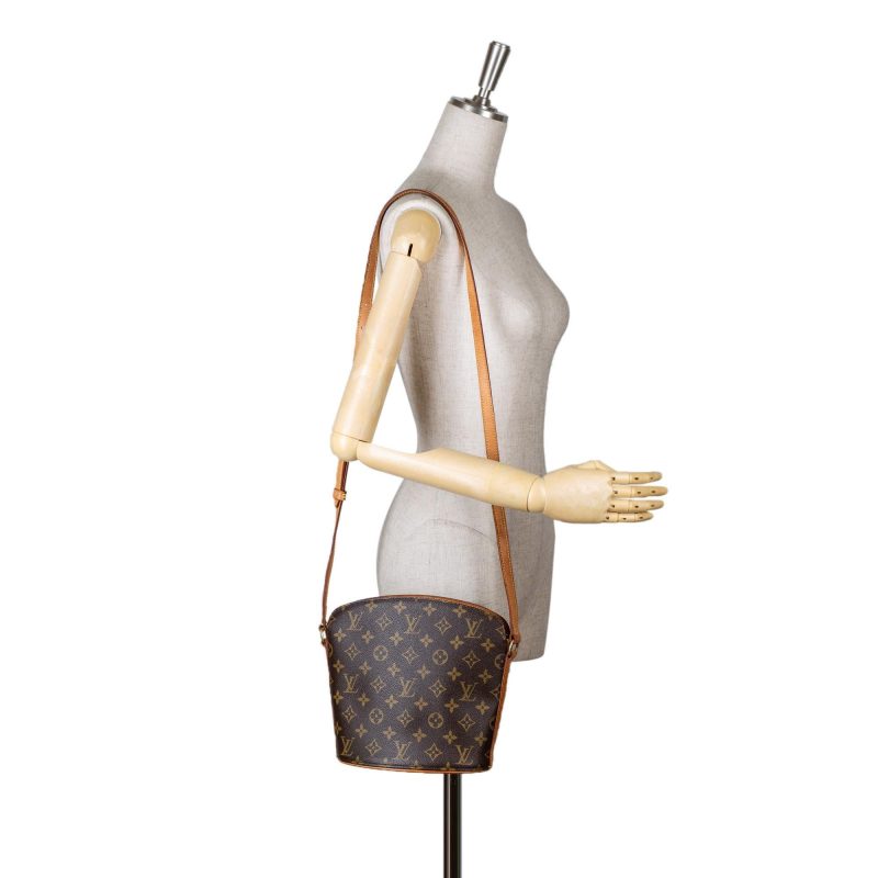 Louis Vuitton Monogram Canvas Drouot Shoulder Bag (SHG-28322) - Image 4