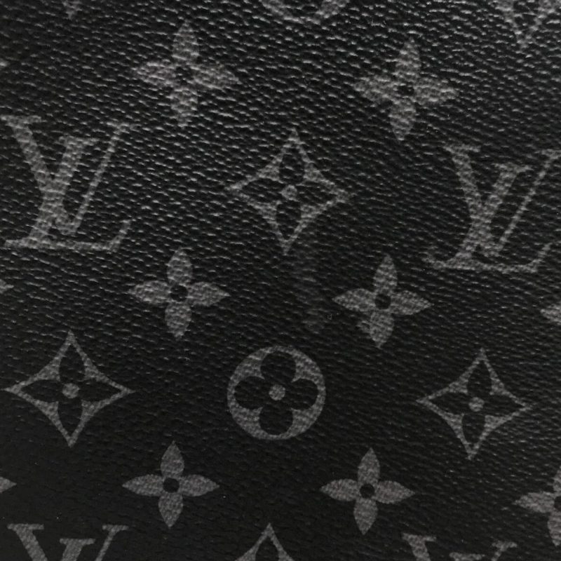Louis Vuitton Monogram Eclipse Pochette Voyage MM (SHG-gbi7pV) - Image 9