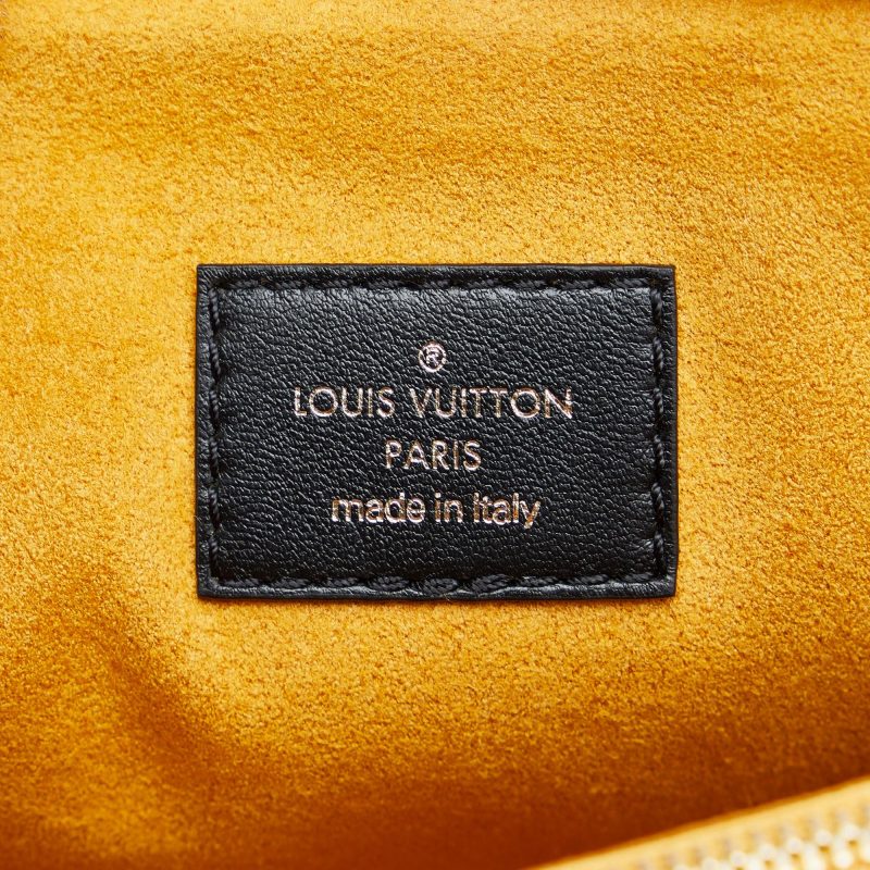 Louis Vuitton Monogram Empreinte Coussin MM (SHG-2iKyjG) - Image 8