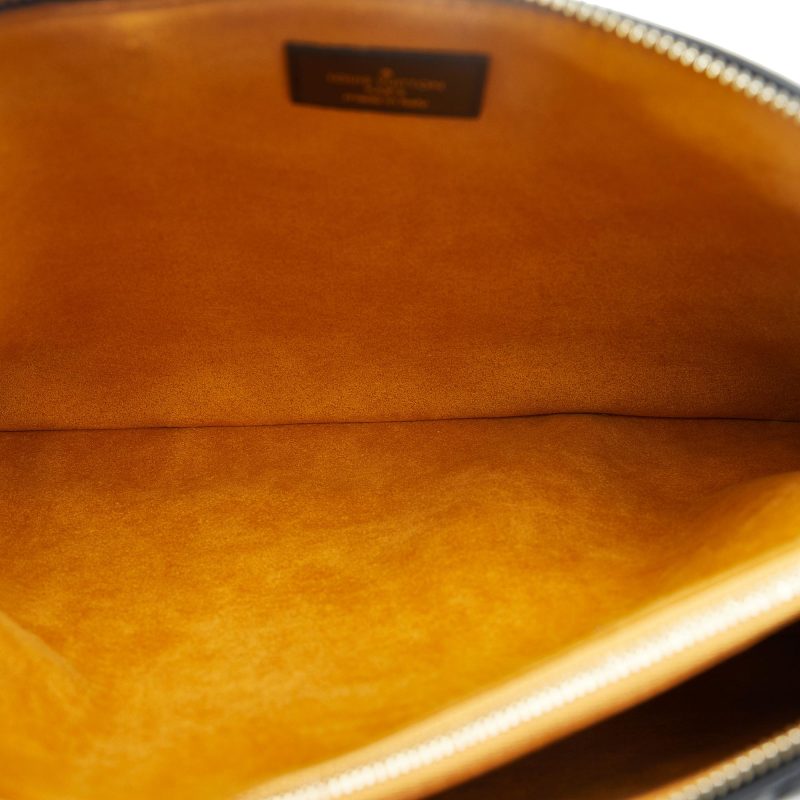 Louis Vuitton Monogram Empreinte Coussin MM (SHG-2iKyjG) - Image 5