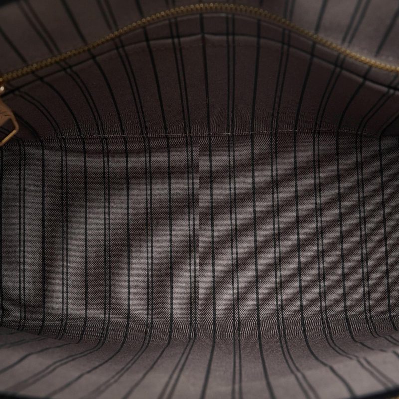 Louis Vuitton Monogram Empreinte Pont Neuf MM (SHG-wvR5wa) - Image 5