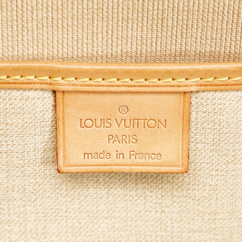 Louis Vuitton Monogram Excursion (SHG-jb1FEQ) - Image 6