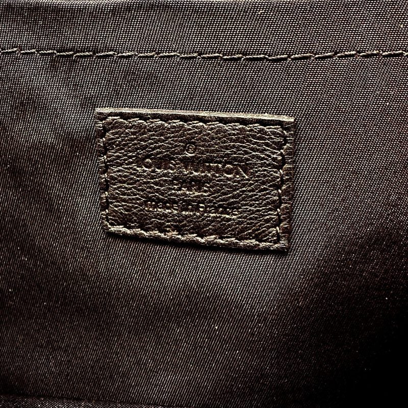 Louis Vuitton Monogram Jungle Dots Palm Springs PM (SHG-Ye0jl3) - Image 6