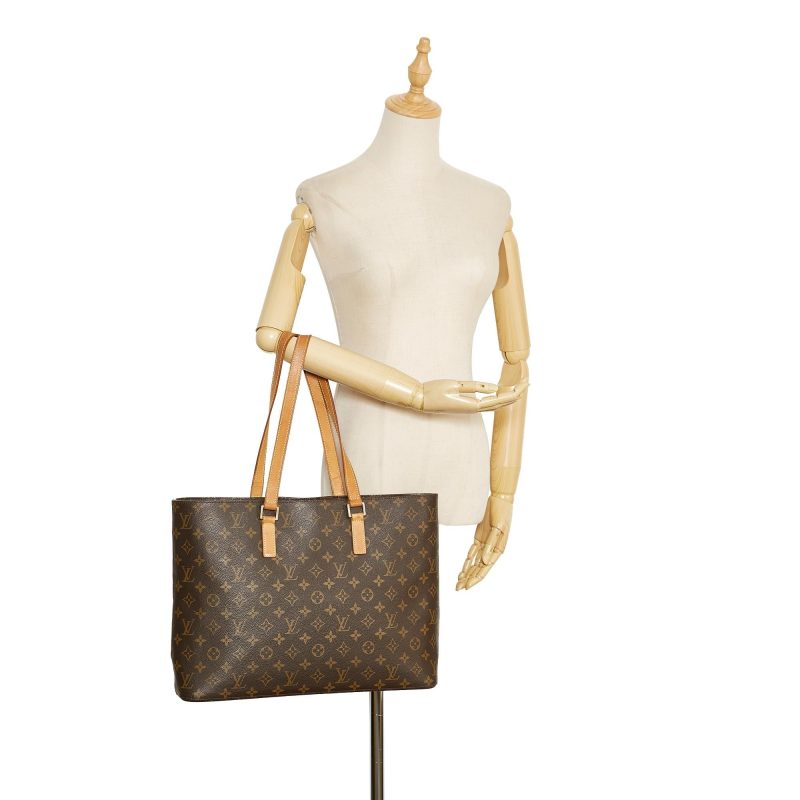 Louis Vuitton Monogram Luco (SHG-M3l08g) - Image 4