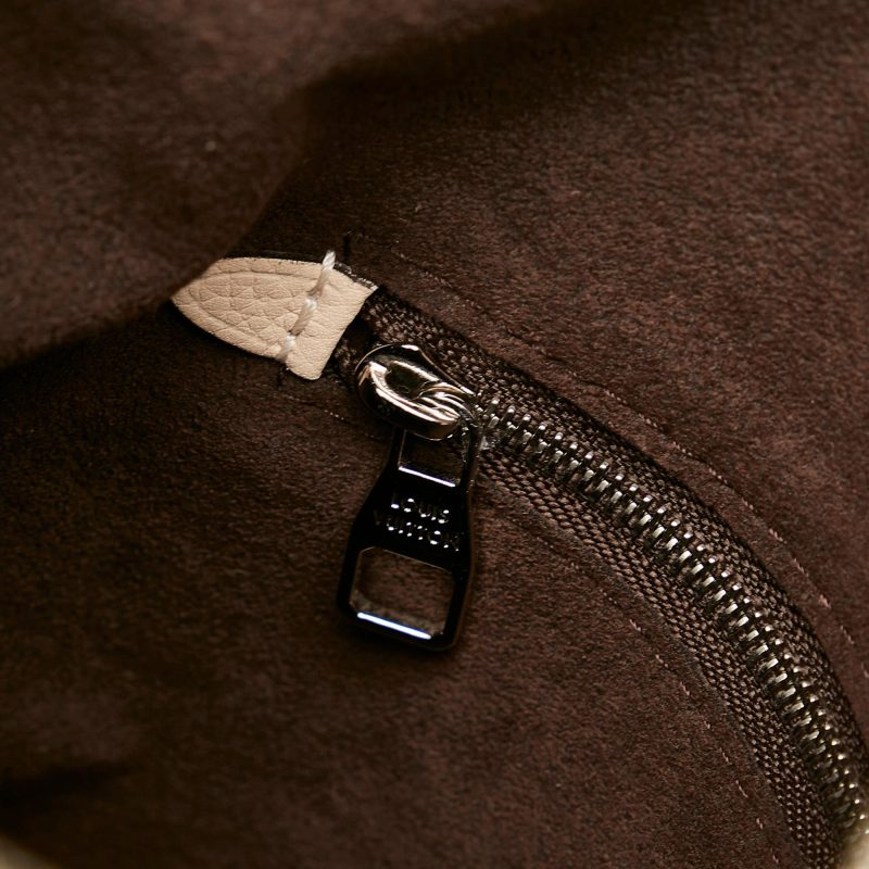 Louis Vuitton Monogram Mahina Babylone Chain BB (SHG-7kFPqz) - Image 8