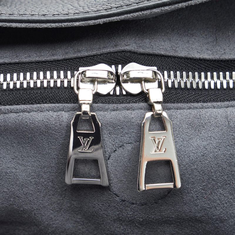 Louis Vuitton Monogram Mahina Haumea (SHG-Yf1ZBJ) - Image 8