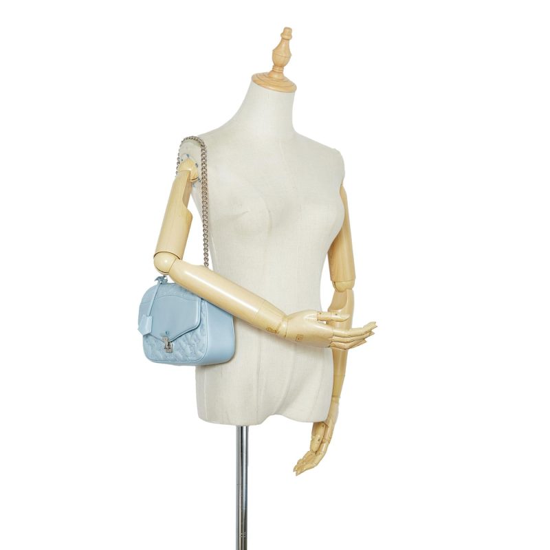 Louis Vuitton Monogram Mama Broderie Pochette (SHG-ymzmye) - Image 4