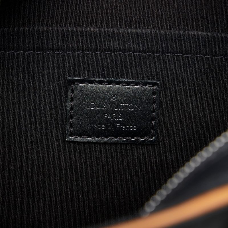 Louis Vuitton Monogram Mat Shelton (SHG-qpLV6E) - Image 6
