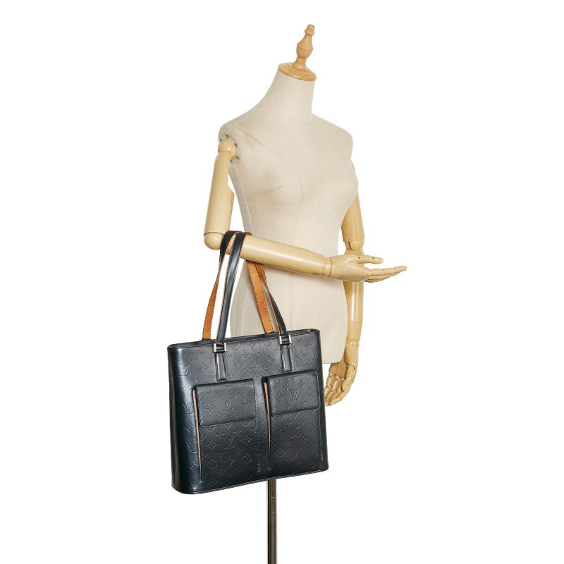 Louis Vuitton Monogram Mat Wilwood (SHG-LUInxs) - Image 4
