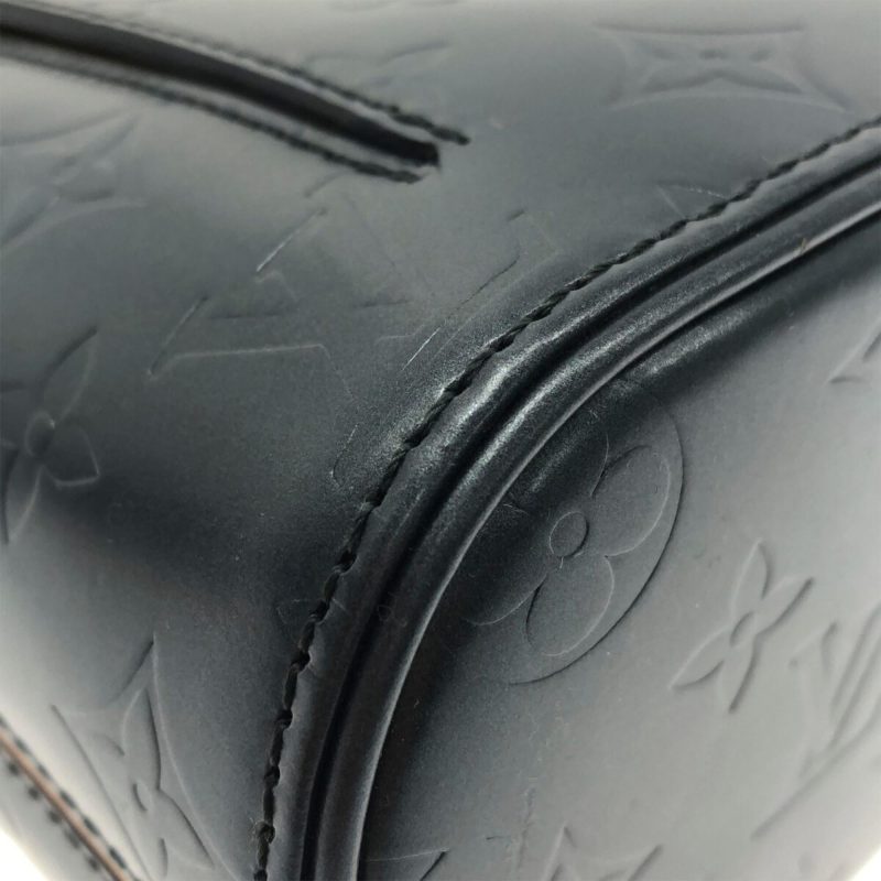 Louis Vuitton Monogram Mat Wilwood (SHG-7XPcUl) - Image 9