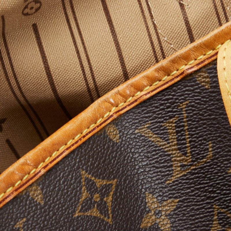 Louis Vuitton Monogram Neverfull MM (SHG-dtYeGq) - Image 9