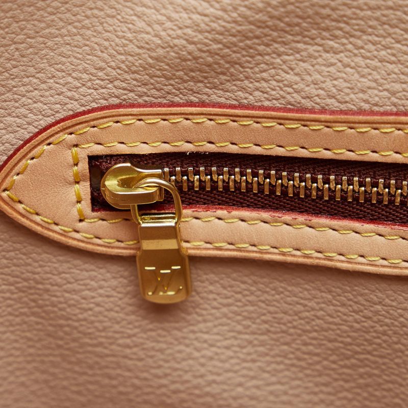 Louis Vuitton Monogram Petit Bucket (SHG-XqlCtj) - Image 9