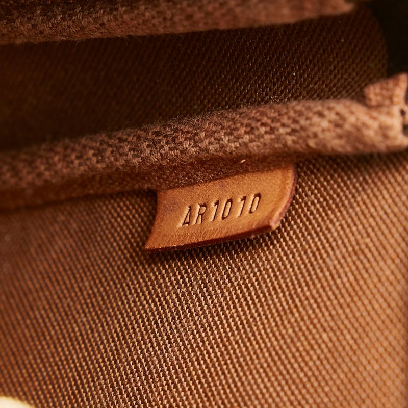 Louis Vuitton Monogram Pochette Accessoires (SHG-34321) - Image 7