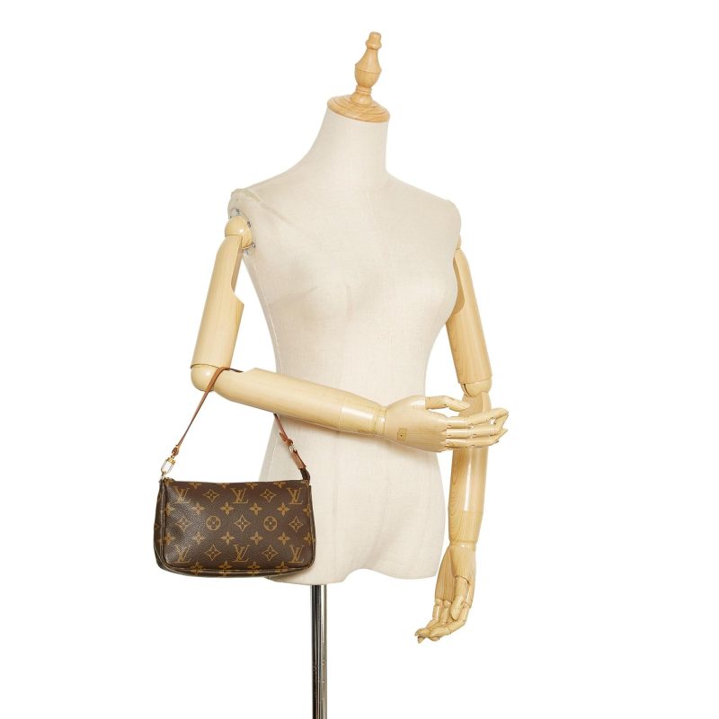 Louis Vuitton Monogram Pochette Accessoires (SHG-37659) - Image 4