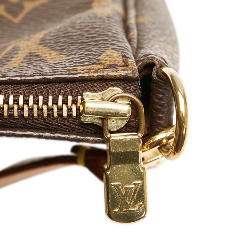 Louis Vuitton Monogram Pochette Accessoires (SHG-EdABSL) - Image 9
