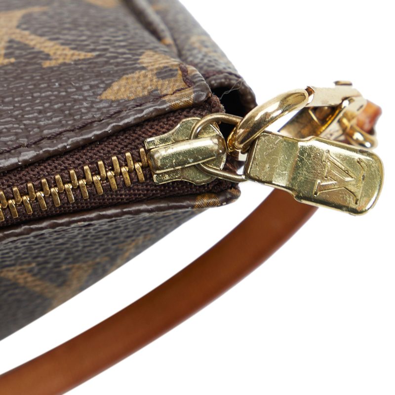 Louis Vuitton Monogram Pochette Accessoires (SHG-uQtBBo) - Image 10
