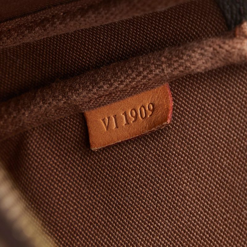 Louis Vuitton Monogram Pochette Accessoires (SHG-svKsyF) - Image 7