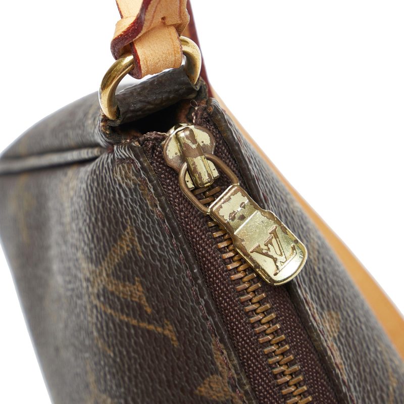 Louis Vuitton Monogram Pochette Accessoires (SHG-ak7Lcj) - Image 8