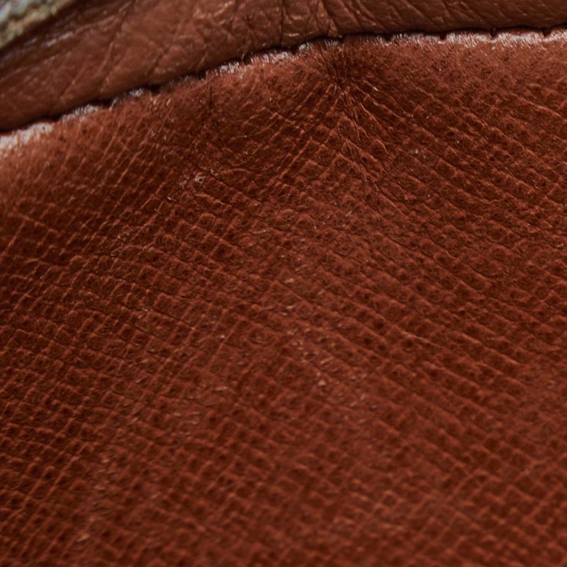 Louis Vuitton Monogram Pochette Marly Bandouliere (SHG-b0JPWi) - Image 9