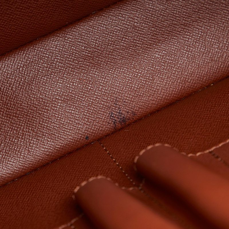 Louis Vuitton Monogram Porte Documents Voyage (SHG-6INcpX) - Image 8