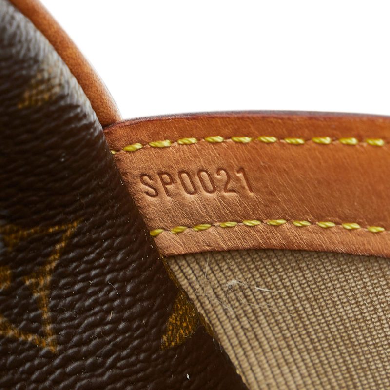 Louis Vuitton Monogram Reporter PM - Image 8