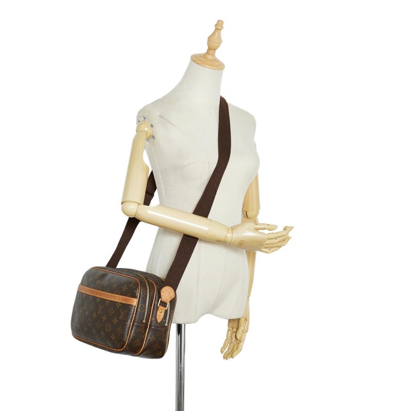 Louis Vuitton Monogram Reporter PM - Image 4