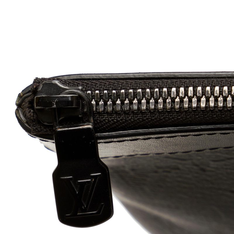 Louis Vuitton Monogram Shadow Discovery Pochette (SHG-0PFXws) - Image 8