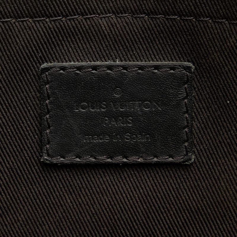 Louis Vuitton Monogram Shadow Discovery Pochette (SHG-0PFXws) - Image 6
