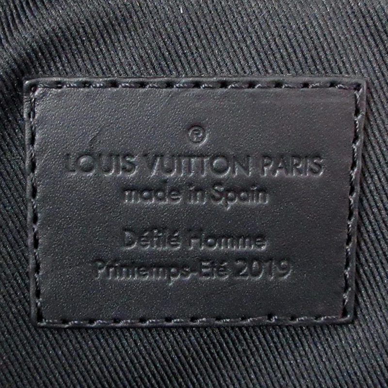 Louis Vuitton Monogram Solar Ray Utility Side Bag (SHG-Wvqy8n) - Image 6