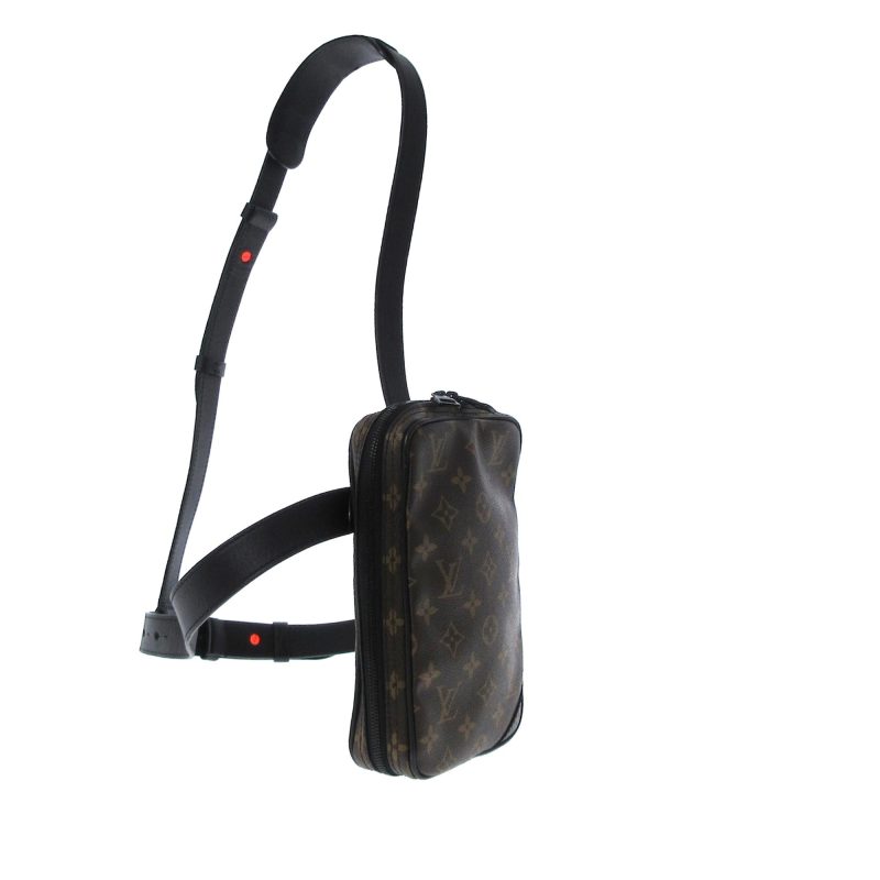 Louis Vuitton Monogram Solar Ray Utility Side Bag (SHG-Wvqy8n)