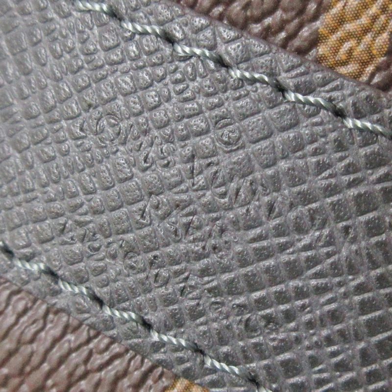 Louis Vuitton Monogram Taiga Outdoor Keepall Bandouliere 45 (SHG-sbH6nS) - Image 6