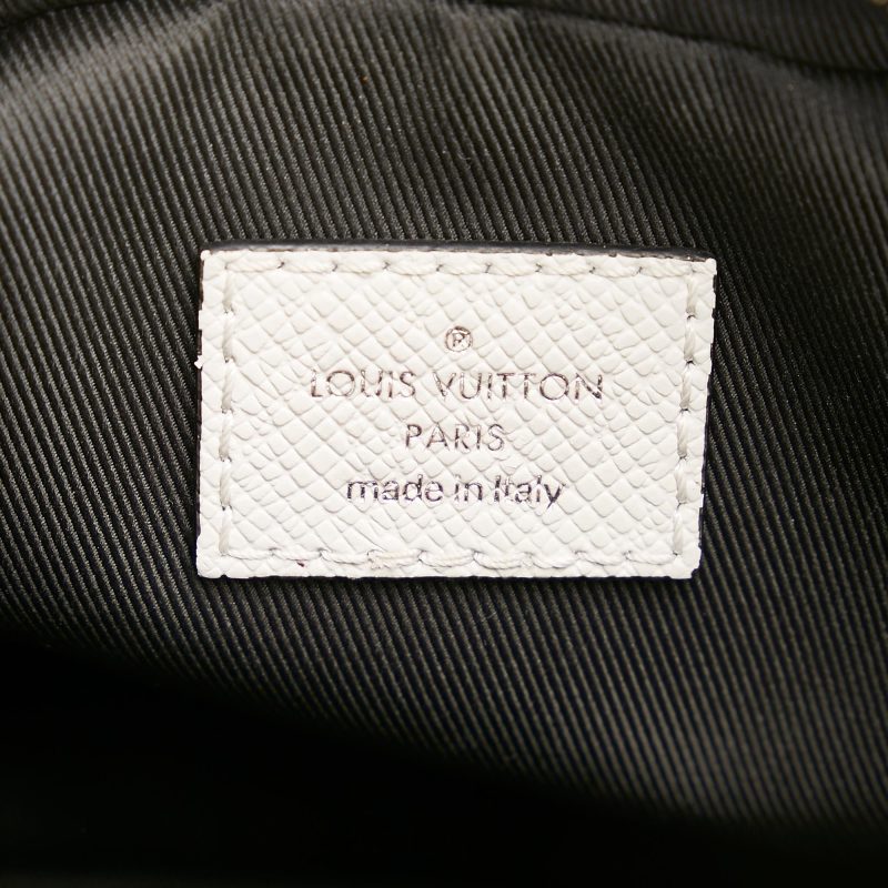 Louis Vuitton Monogram Taigarama Outdoor Bumbag (SHG-XAPPS1) - Image 6