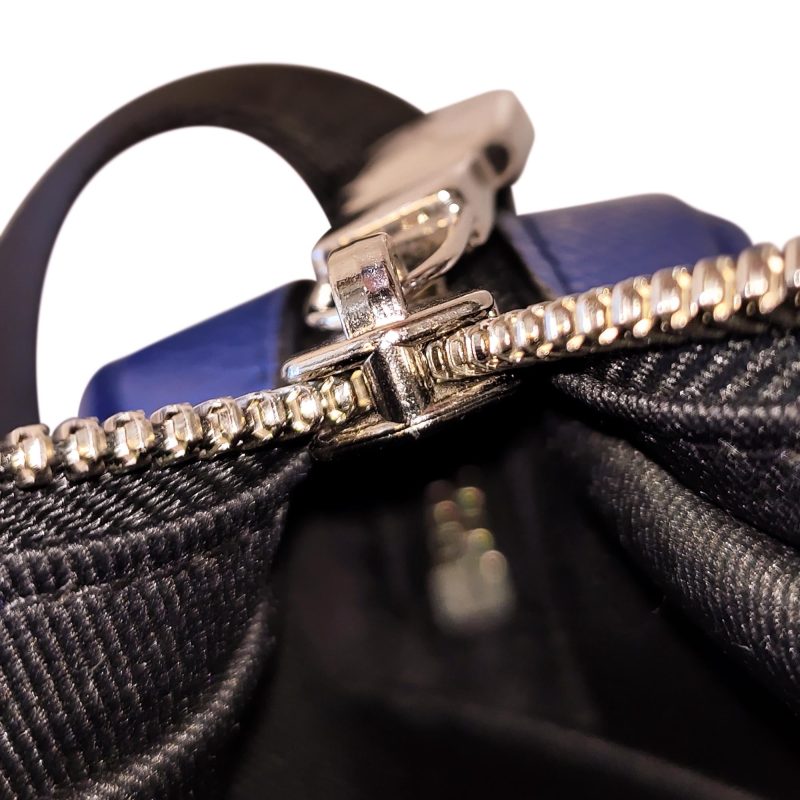 Louis Vuitton Monogram Taigarama Outdoor Messenger (SHG-3KVgCo) - Image 10