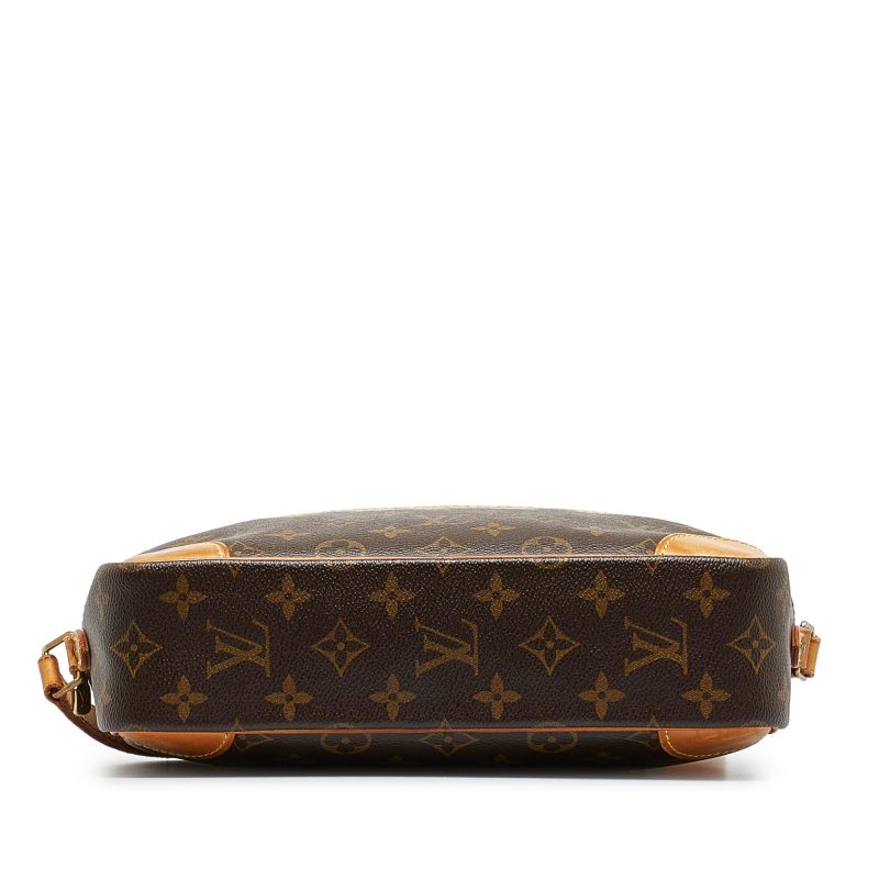 Louis Vuitton Monogram Trocadero 27 (SHG-fFD4TE) - Image 3