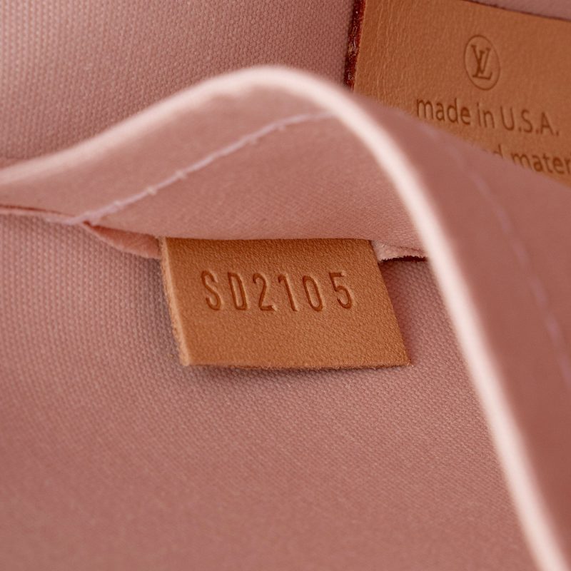Louis Vuitton Monogram Vernis Alma PM Satchel (SHF-D9F4mc) - Image 5