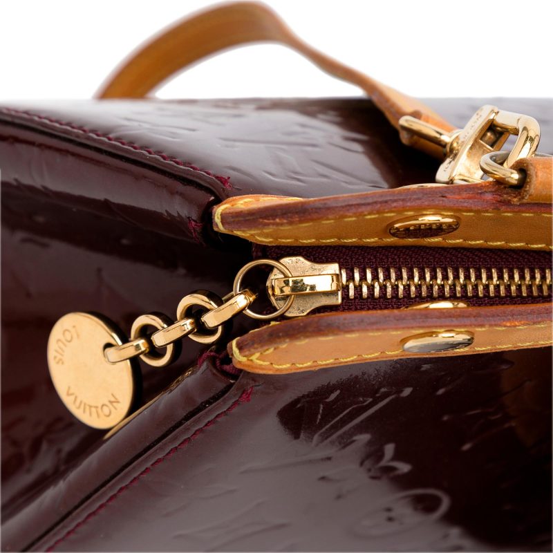 Louis Vuitton Monogram Vernis Brea MM (SHG-20FHgf) - Image 9