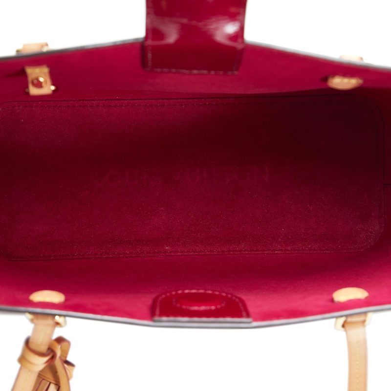 Louis Vuitton Monogram Vernis Long Beach PM (SHG-54rzAh) - Image 5