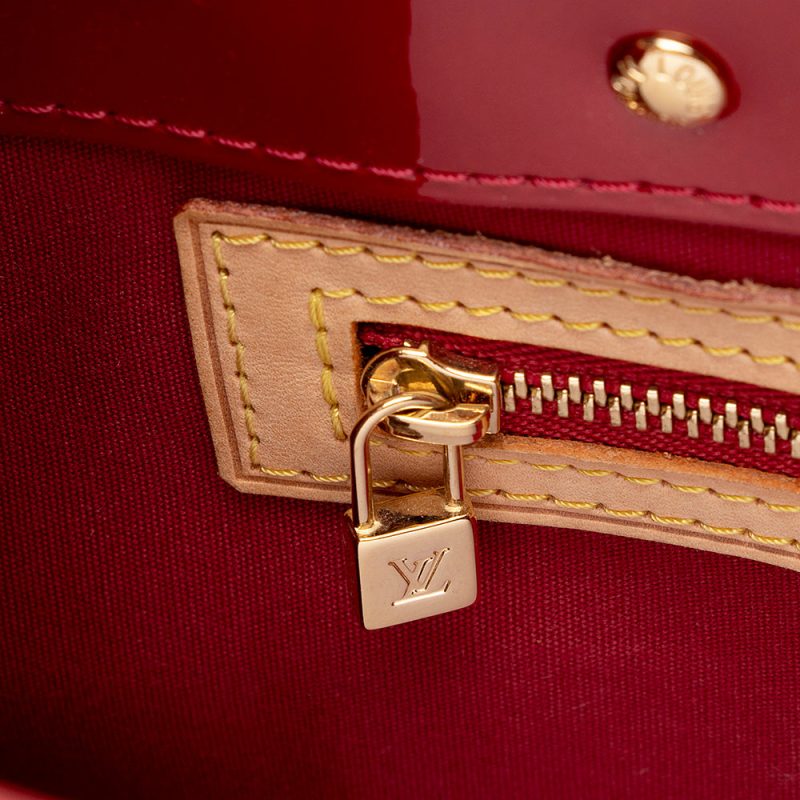 Louis Vuitton Monogram Vernis Reade PM Tote (SHF-21281) - Image 8