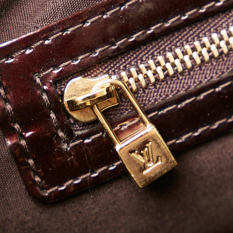 Louis Vuitton Monogram Vernis Wilshire PM (SHG-35368) - Image 9