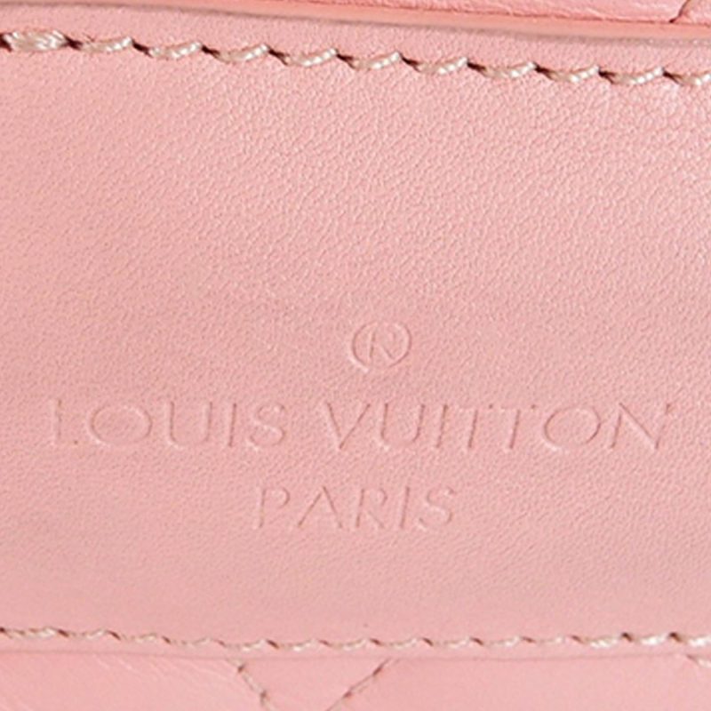 Louis Vuitton New Wave Love Lock Heart Crossbody (SHG-36737) - Image 4